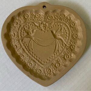 Brown Bag Cookie Art Heart Mold Love Birds 1985 Heart Doves Wedding Ribbons EUC
